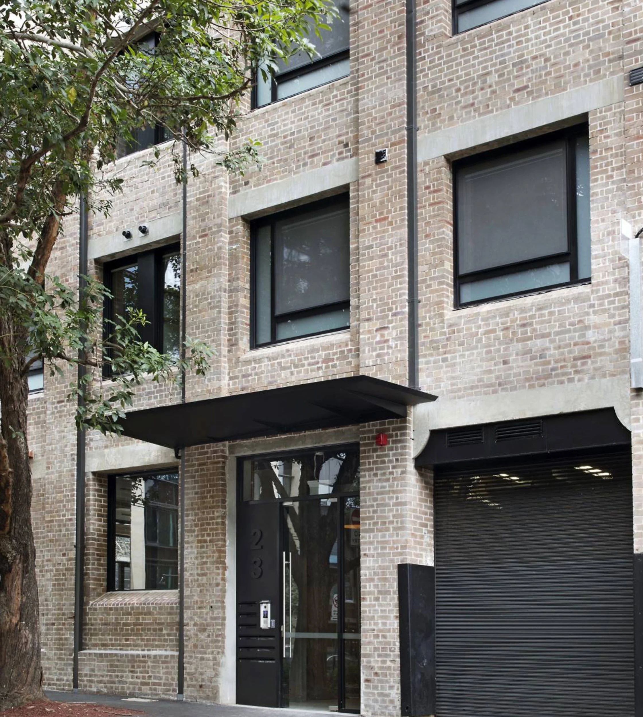 Entryway of a property in Chippendale, Sydney designed by Ballina architects Markham Lee.