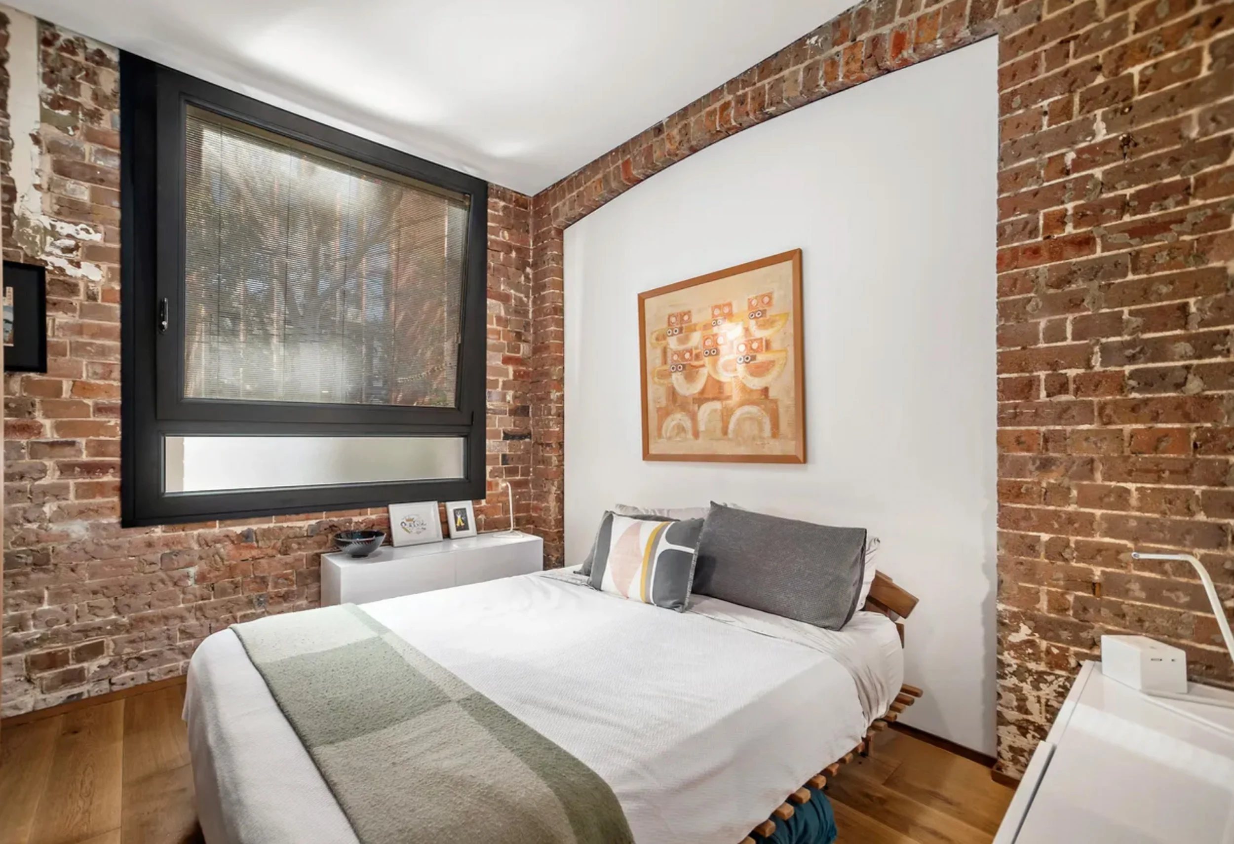 Bedroom of a property in Chippendale, Sydney designed by Ballina architects Markham Lee.