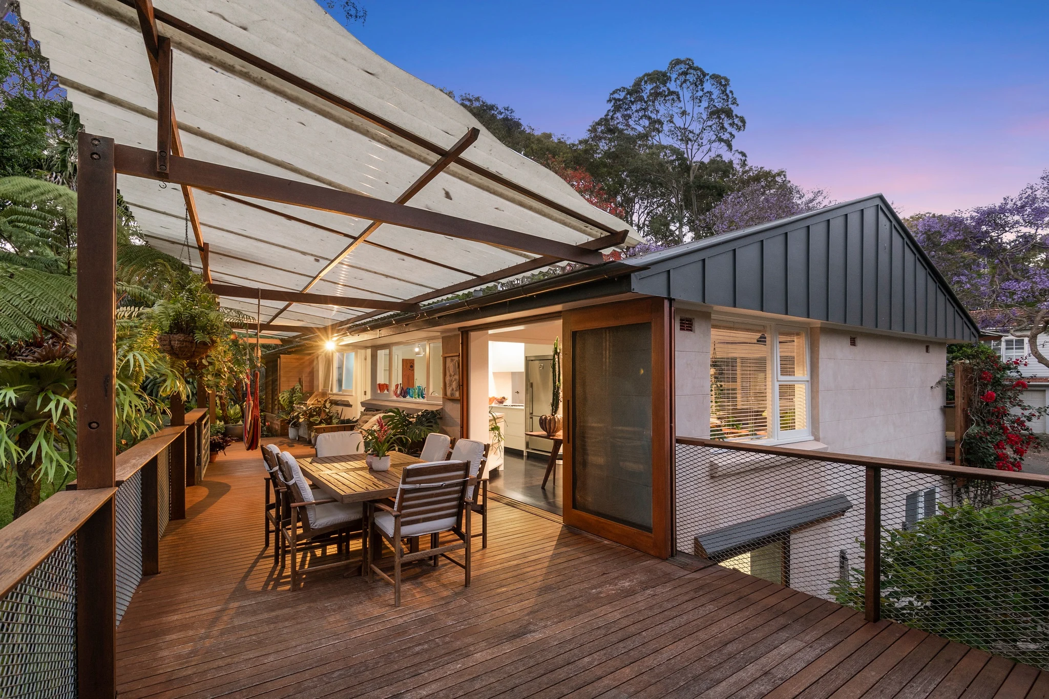Verandah of a property in Avalon Beach, Sydney designed by Northern Beaches architects Markham Lee.