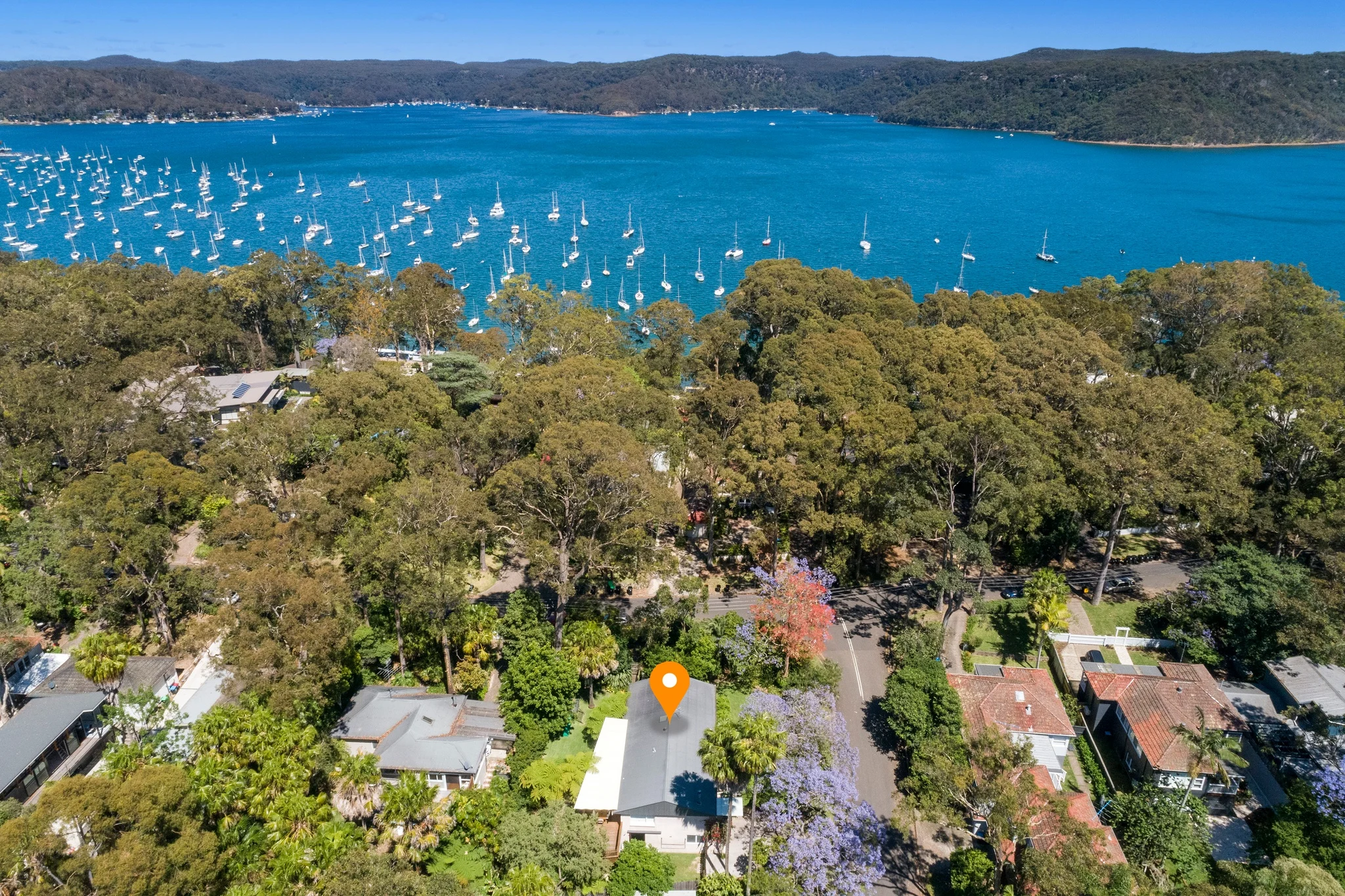 Aerial shot of a property in Avalon Beach, Sydney designed by Northern Beaches architects Markham Lee.