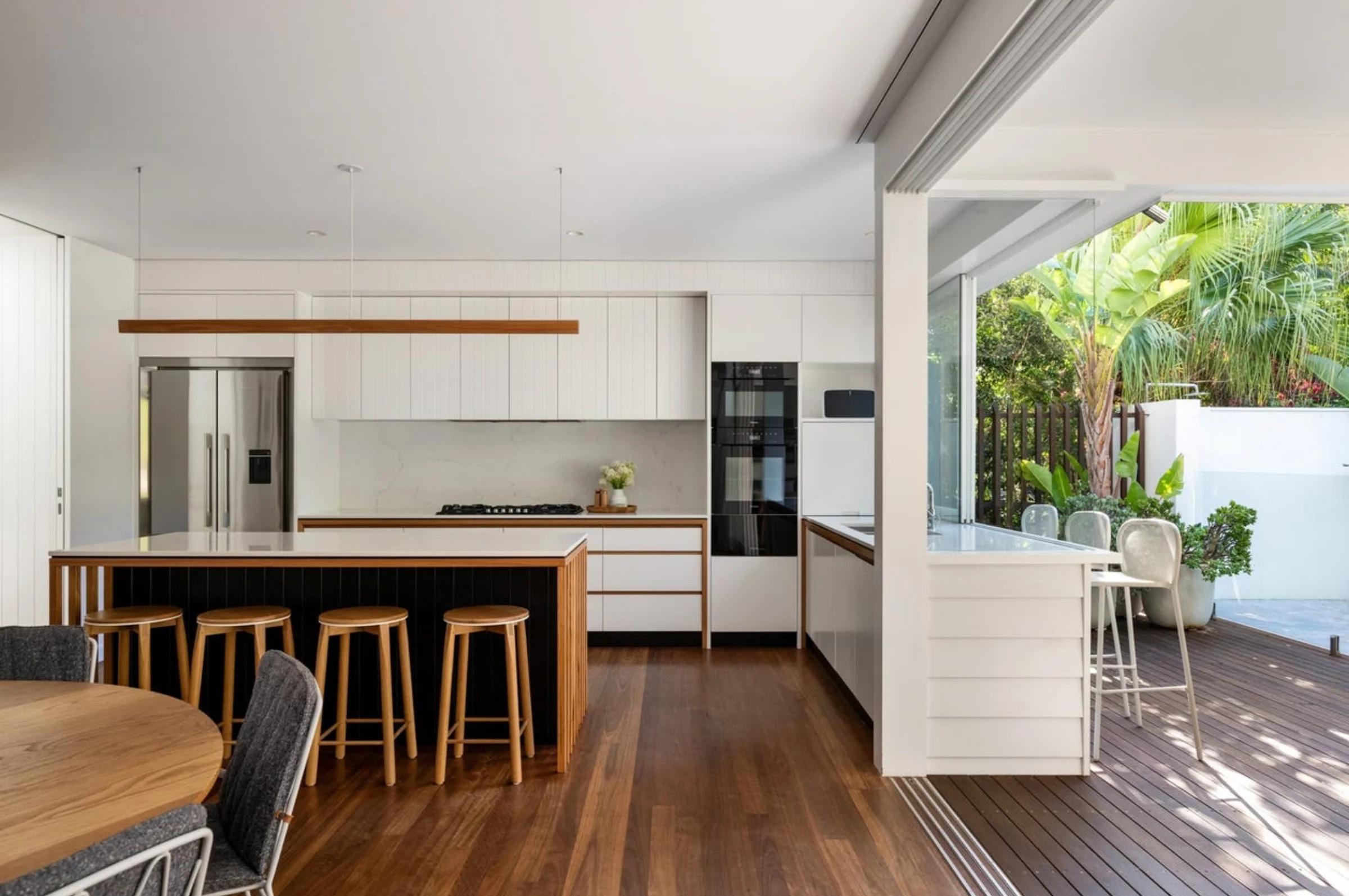 Kitchen of a property in Avalon Beach, Sydney designed by Byron Bay architects Markham Lee.