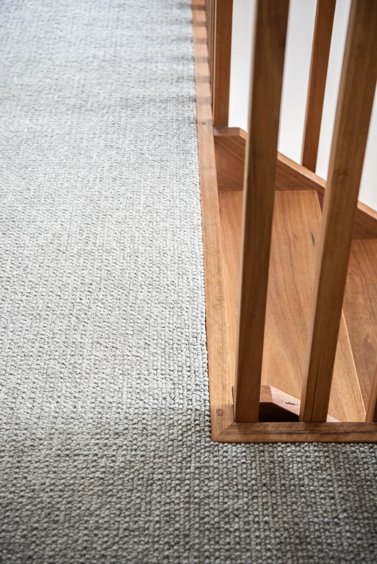 Carpet and trim detail of a property in Avalon Beach, Sydney designed by Byron Bay architects Markham Lee.