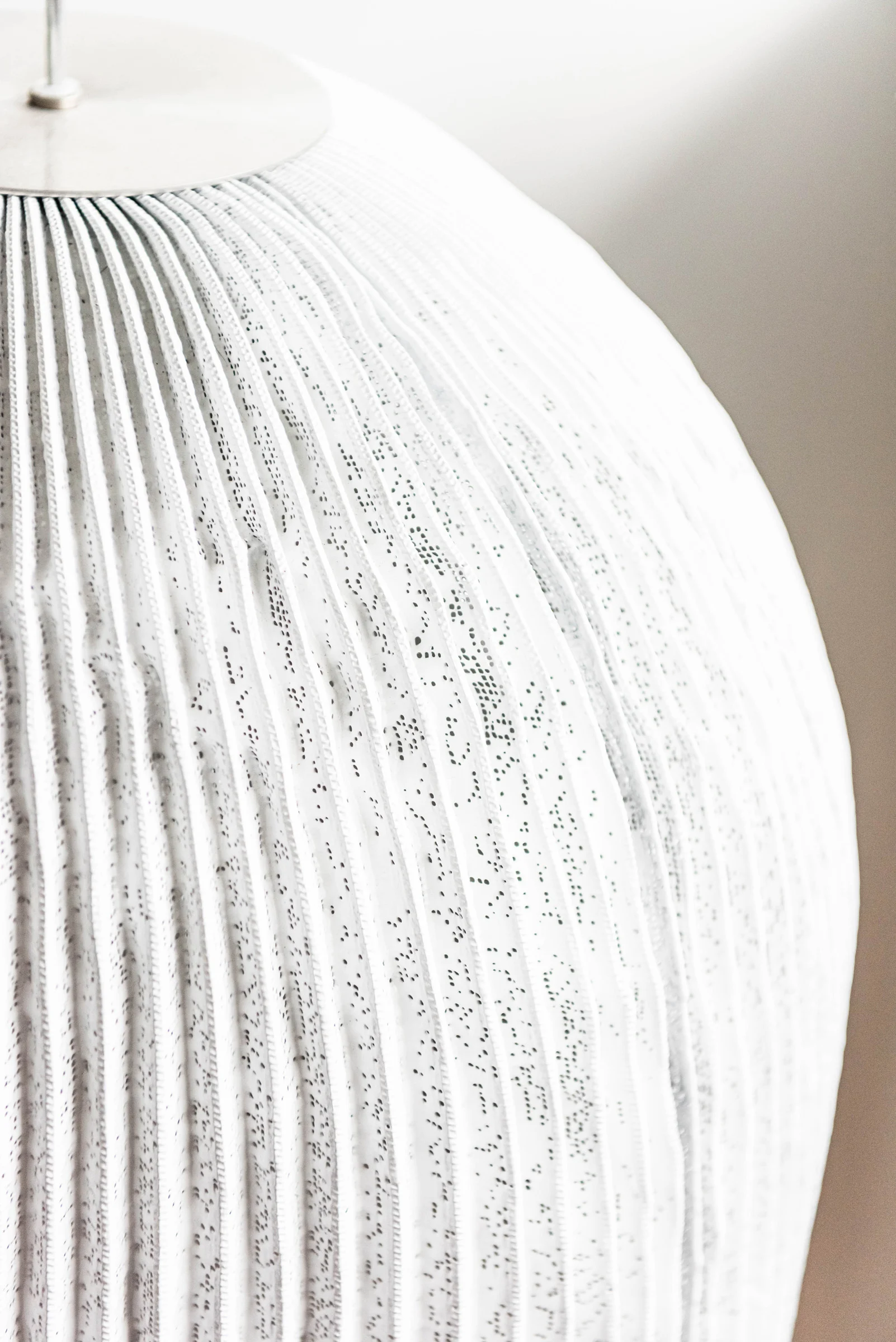 Detail of a lamp shade of a property in Avalon Beach, Sydney designed by Byron Bay architects Markham Lee.